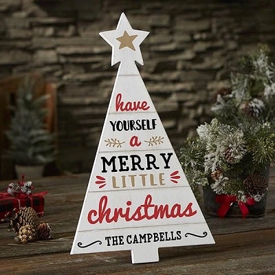 45 Charming Farmhouse Christmas Decorations 2024 • Absolute Christmas
