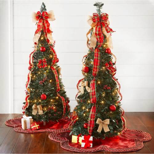 Plaid Pop-Up Christmas Tree