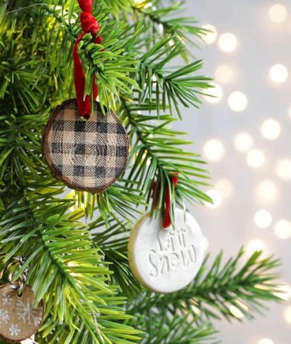 15 Easy DIY Christmas Ornaments